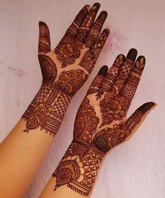 modern karwa chauth mehndi designs