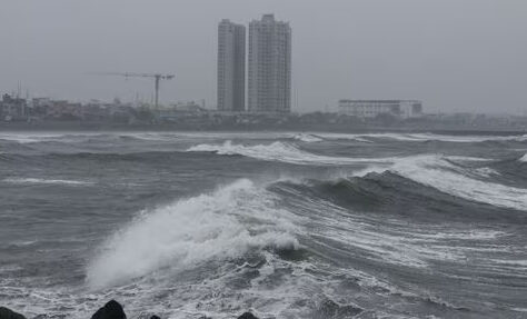 Chennai Weather Cyclone Fengal Live Update 2024, Cyclone Fengal Brings Rain In Tamil Nadu, Expected weather for tomorrow